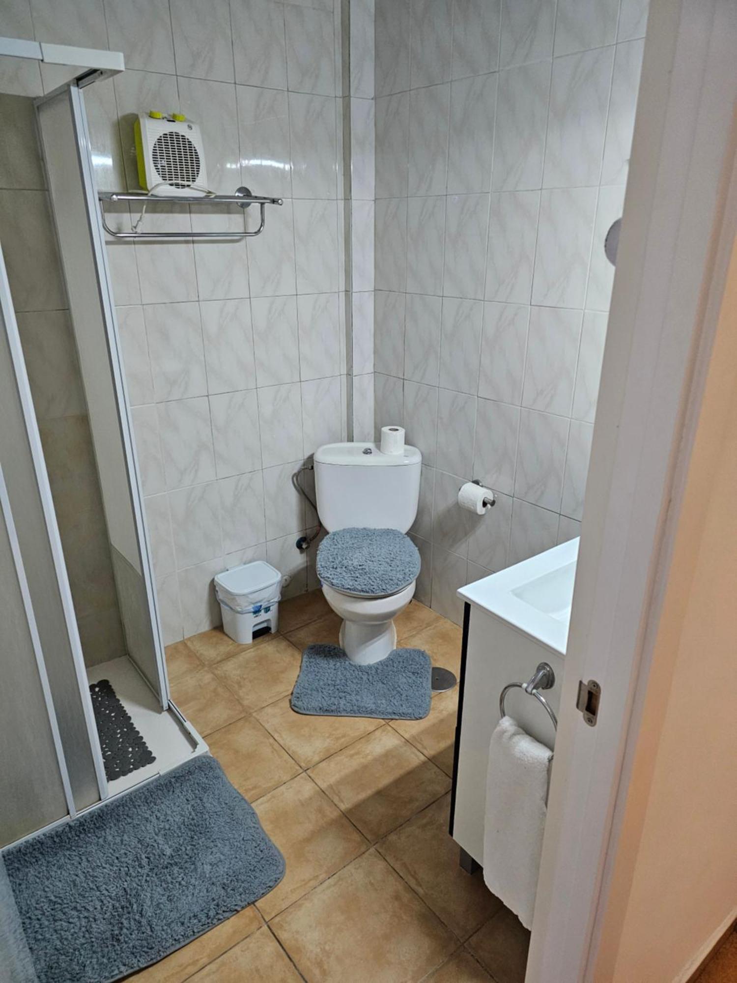 Apartamento Doble Exterior En La Gran Via #45 De Madrid 7-2 Luaran gambar